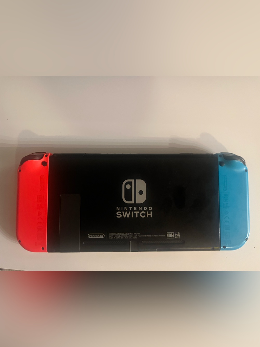 Nintendo switch Console with Controllers COMES WITH A BONUS Mario bros game - Picture 3 of 7